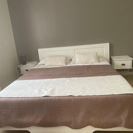 Sun Villa Chambre Chez L Habitant سان دوني المظهر الخارجي الصورة